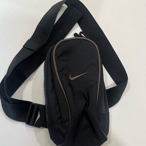 Nike Black Sling Belt Bag with Brown Trim